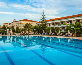 ХОТЕЛ TRESOR SOUSOURAS