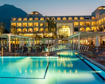 KARMIR RESORT & SPA