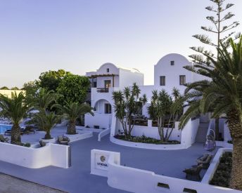 STROGILI HOTEL SANTORINI