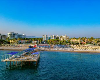 CONCORDIA CELES HOTEL