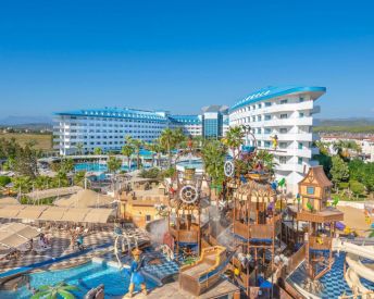 CRYSTAL ADMIRAL RESORT