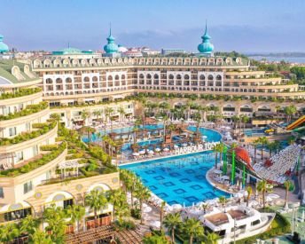 CRYSTAL SUNSET LUXURY RESORT & SPA